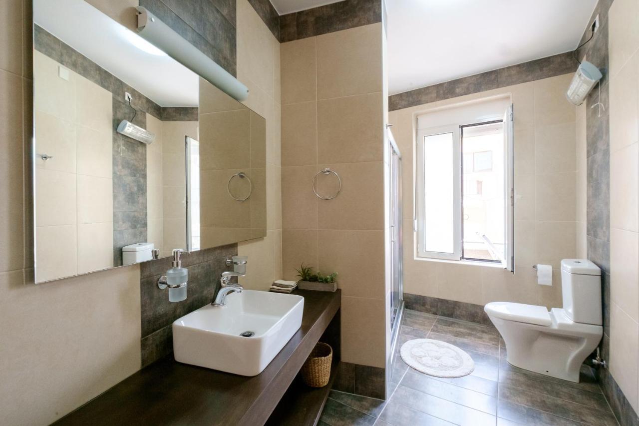 Home With Courtyard In Beating Heart Of Old Town! Chania  Eksteriør billede