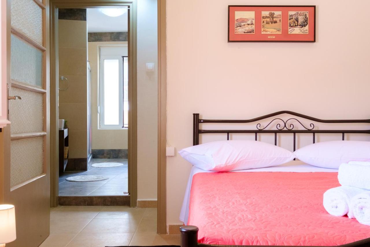 Home With Courtyard In Beating Heart Of Old Town! Chania  Eksteriør billede