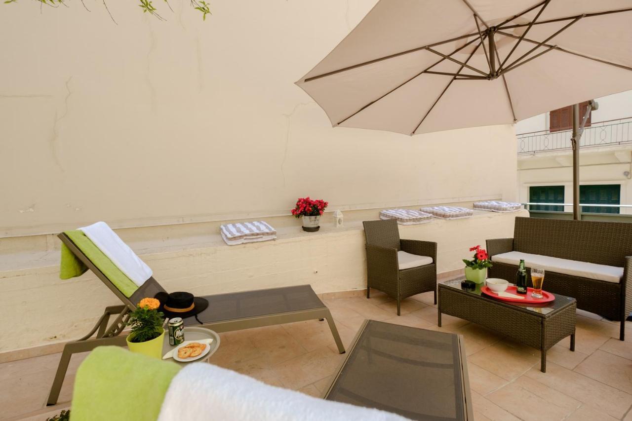 Home With Courtyard In Beating Heart Of Old Town! Chania  Eksteriør billede