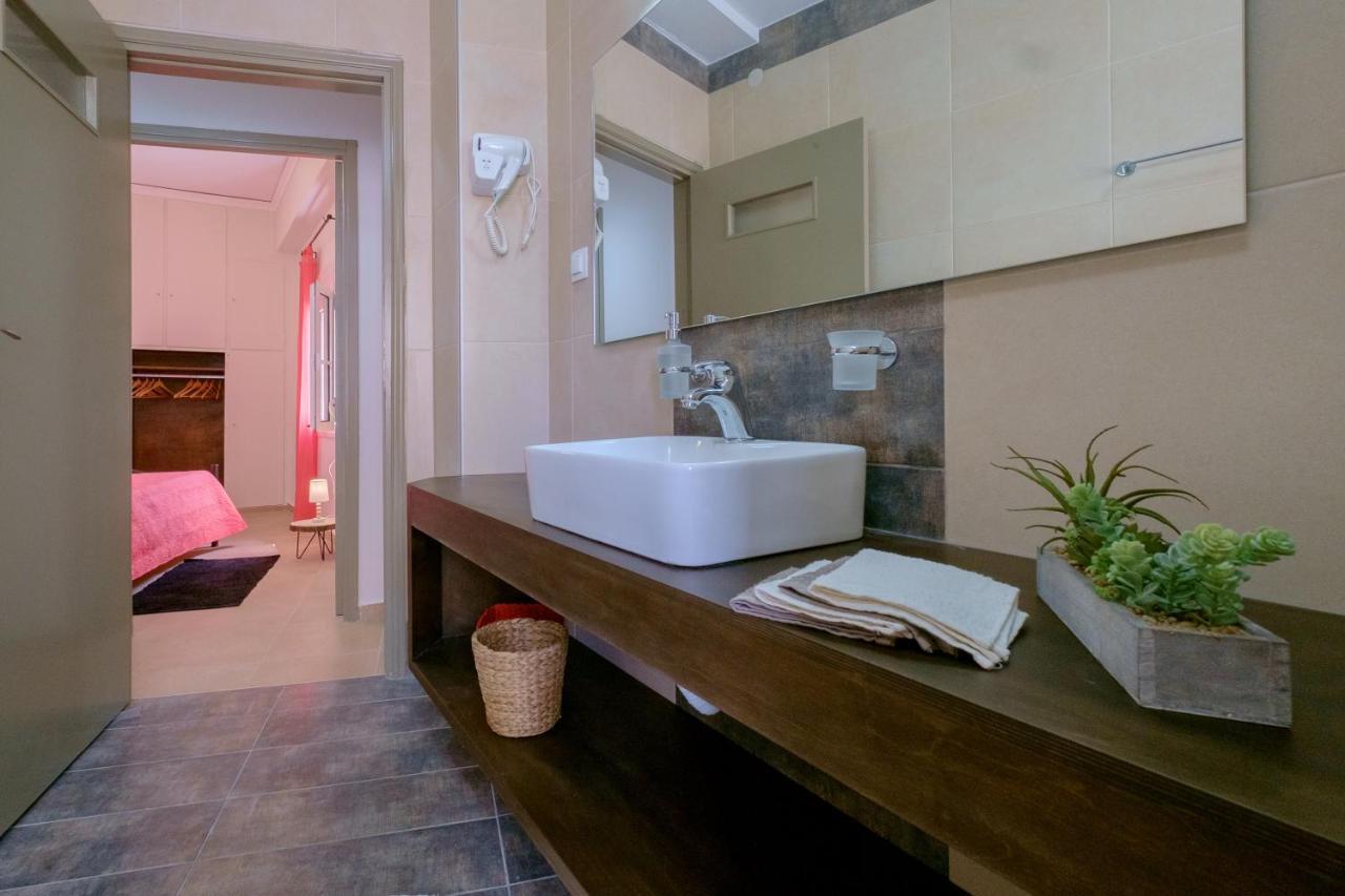 Home With Courtyard In Beating Heart Of Old Town! Chania  Eksteriør billede