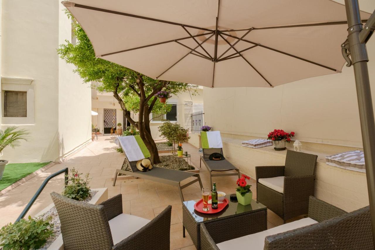 Home With Courtyard In Beating Heart Of Old Town! Chania  Eksteriør billede